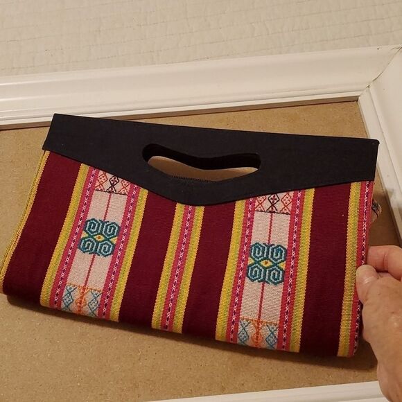 Textile pattern clutch - Picture 4 of 6